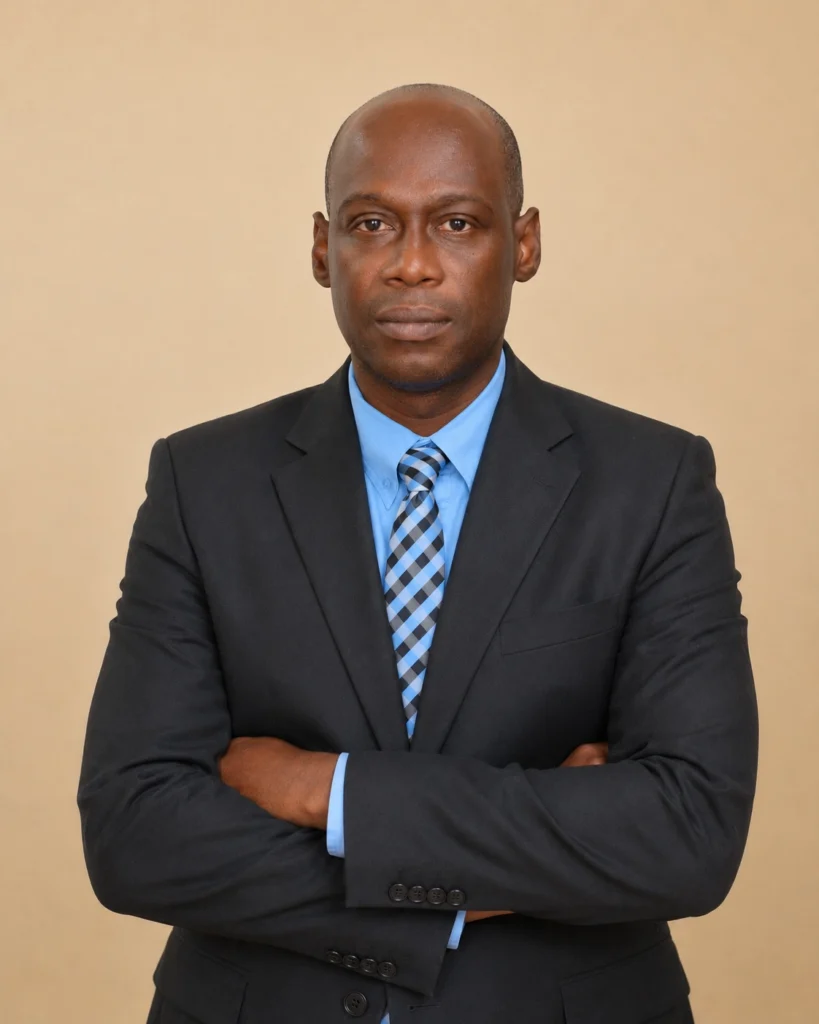 Mr. Dwight McLeish